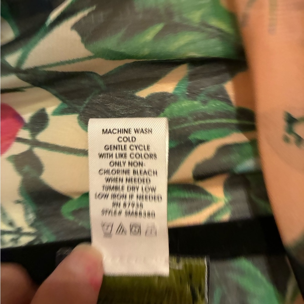 Molly & Max Vibrant Floral Sheer Vest - Picture 8 of 11